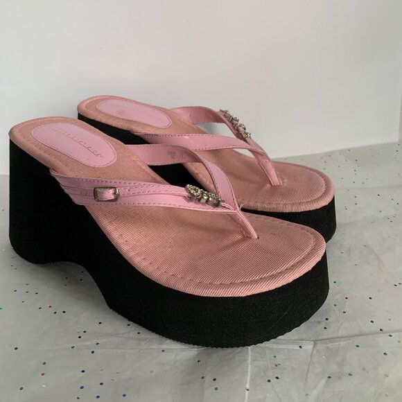 Vintage Y2K Lower East Side Pink Platform Thong Sandal Rhinestone Charms Bratz 7 - Picture 1 of 13